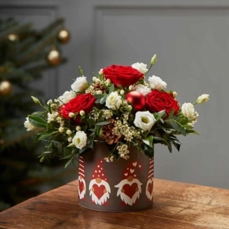 CHRISTMAS BOX WITH FLOWERS