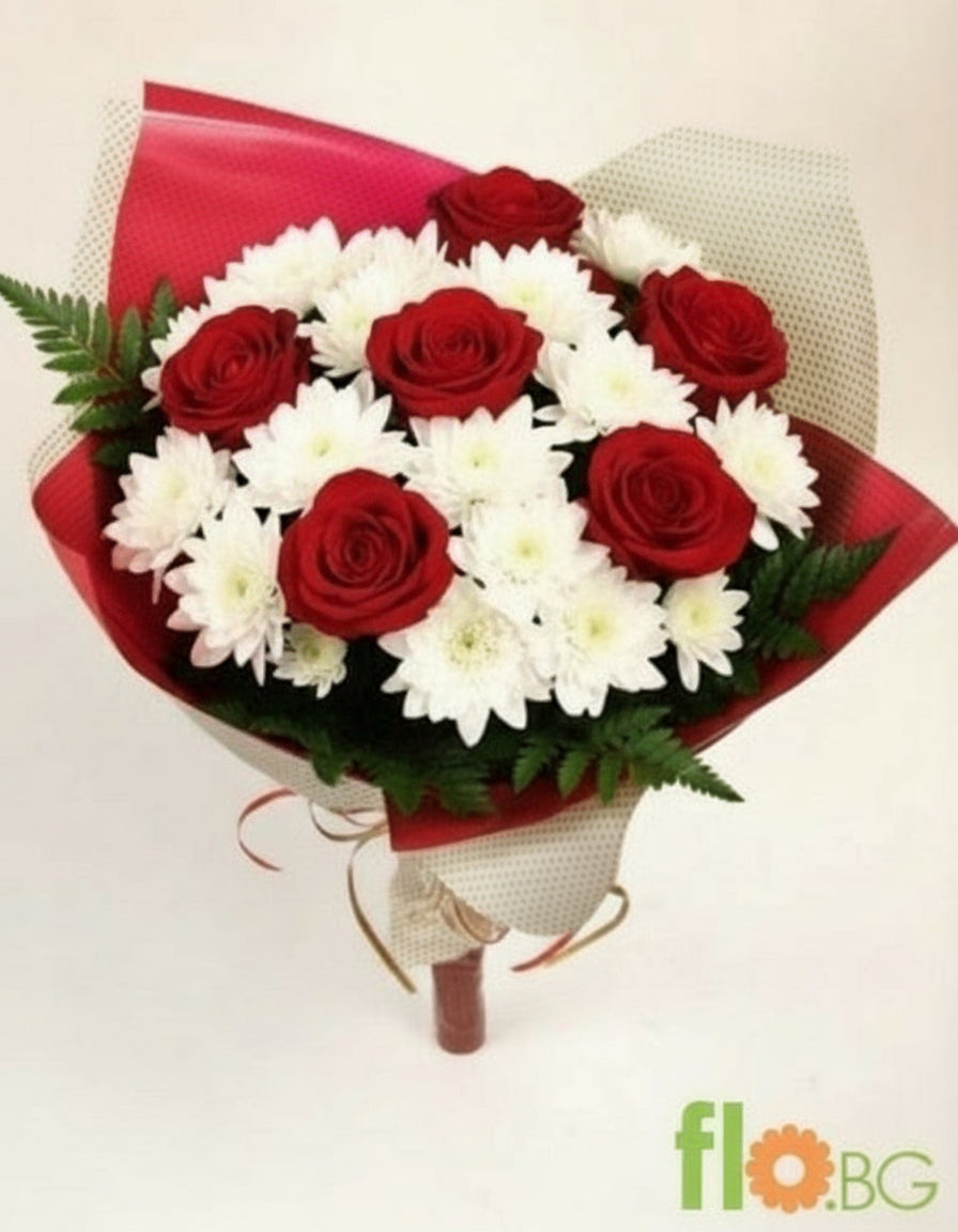 РОЗИ С БЕЛИ ХРИЗАНТЕМИ