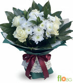 БЕЛИ РОЗИ С ХРИЗАНТЕМИ