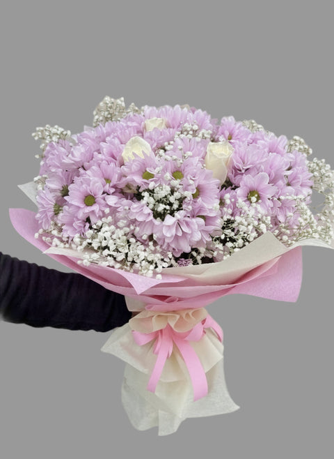 Букет от Рози и Хризантеми