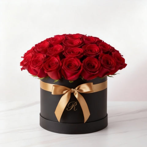 25 РОЗИ В КУТИЯ