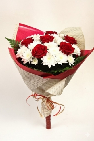 ROSES AND WHITE CHRYSANTHEMUMS